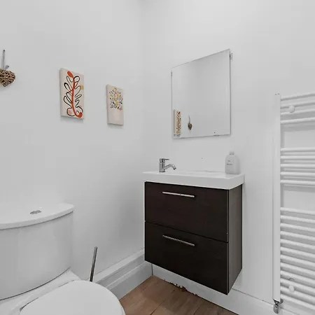 Contractor Housing - Sleeps 5
