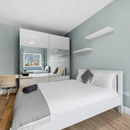 펜션 Contractor Housing - Sleeps 5 레익슬립