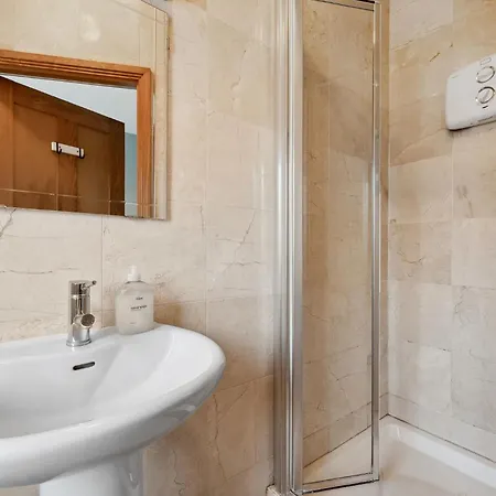 Contractor Housing - Sleeps 5 Feriehus Leixlip