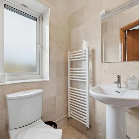 Contractor Housing - Sleeps 5 Feriehus *