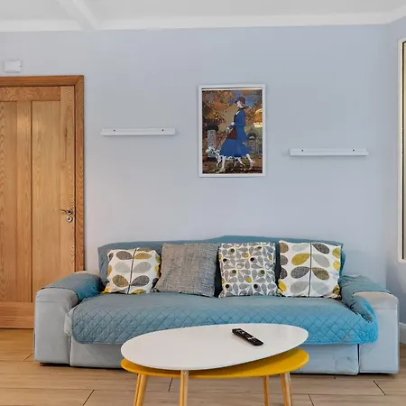 Contractor Housing - Sleeps 5 레익슬립